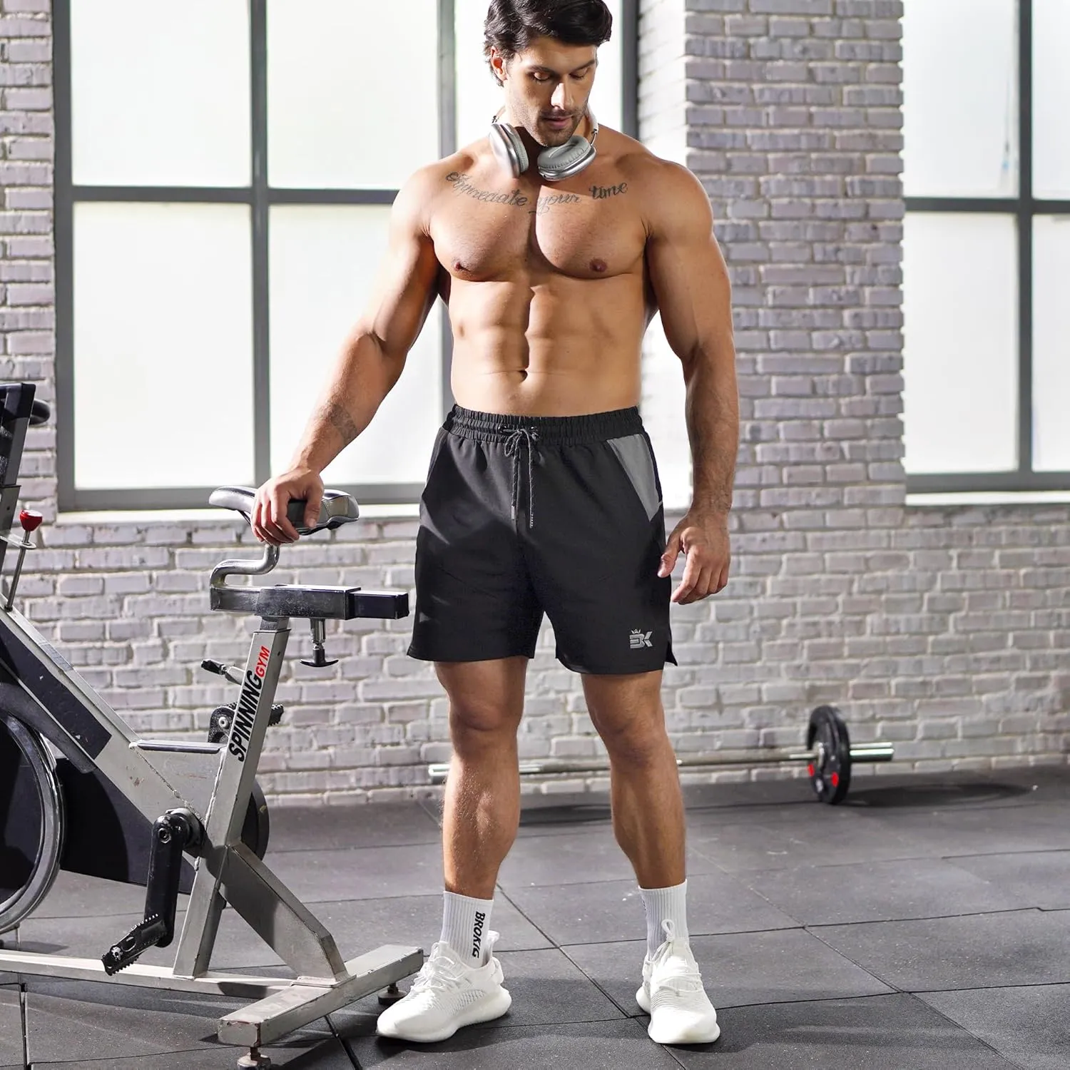 BROKIG Men's 2 Pack Drylite Bodybuilding Gym Shorts with Pockets Quick Dry Stretch Workout Shorts Men