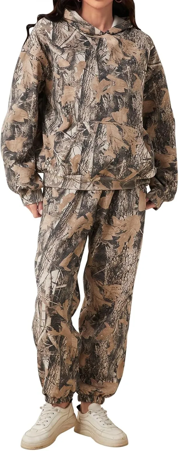 Camo Sweatsuits Women 2 Piece Outfit Camo Hoodies Pullover Maple Leaf Print Oversized Sweatshirt Joggers Sweat Sets
