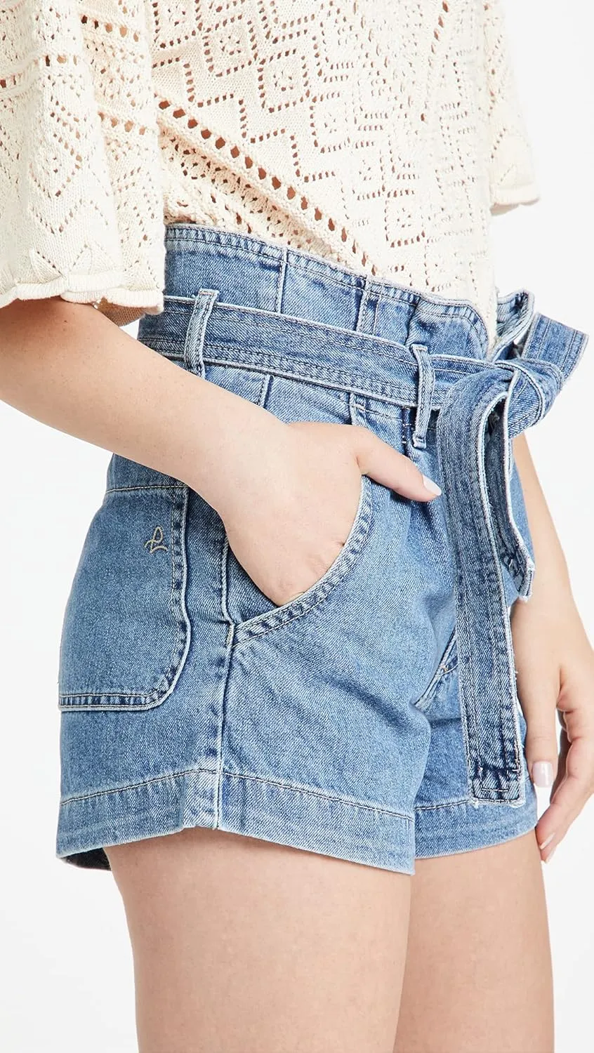 DL1961 Camile Shorts in Skylight