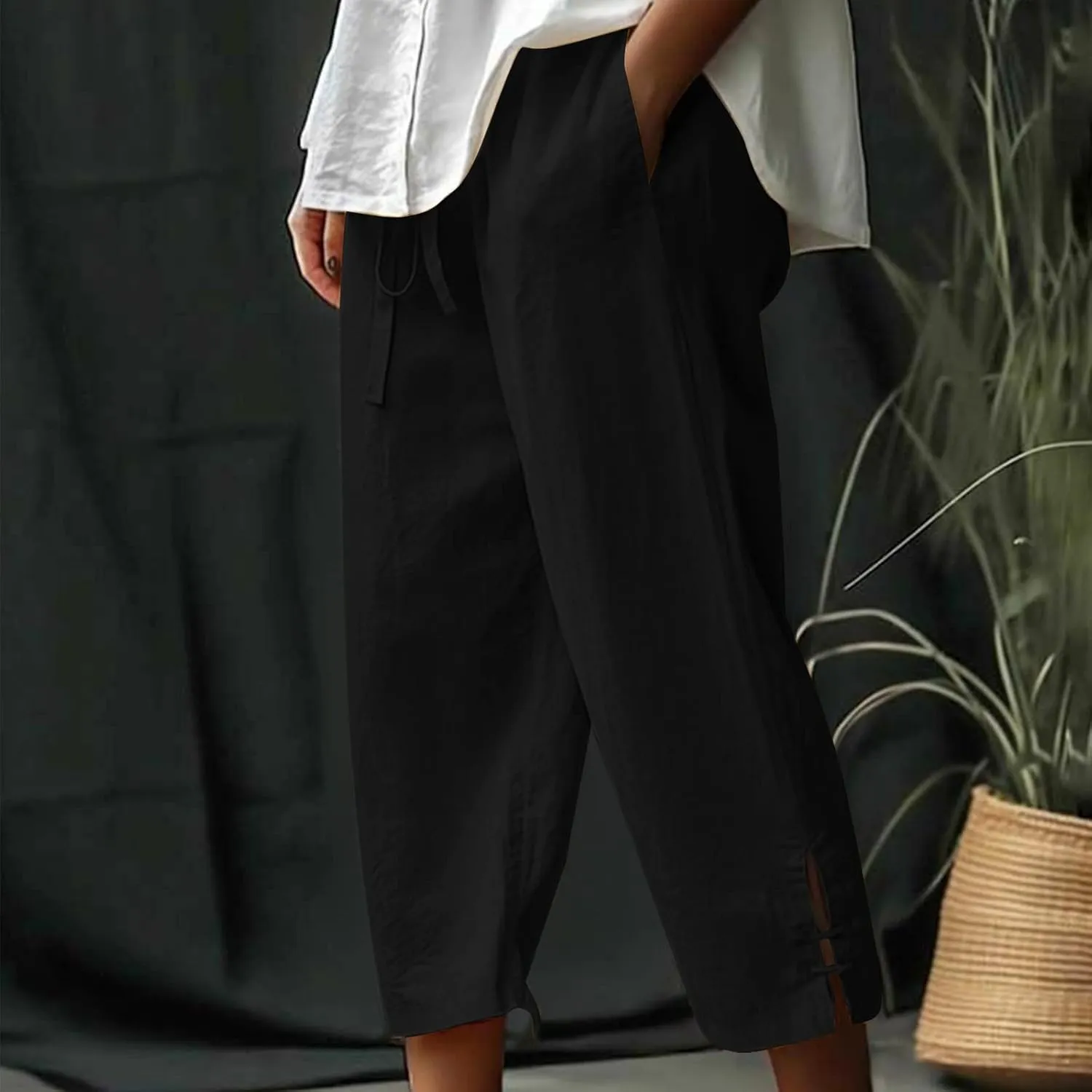 Linen Pants Women Plus Size Elastic Waist Capri Pants High Rise Capris 2025 Summer Trousers Pants with Pockets