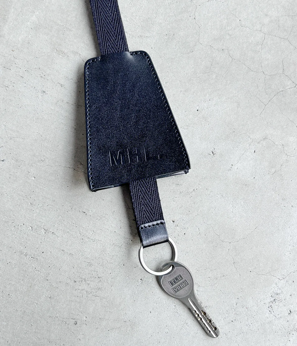 MHL./KEY HOLDER