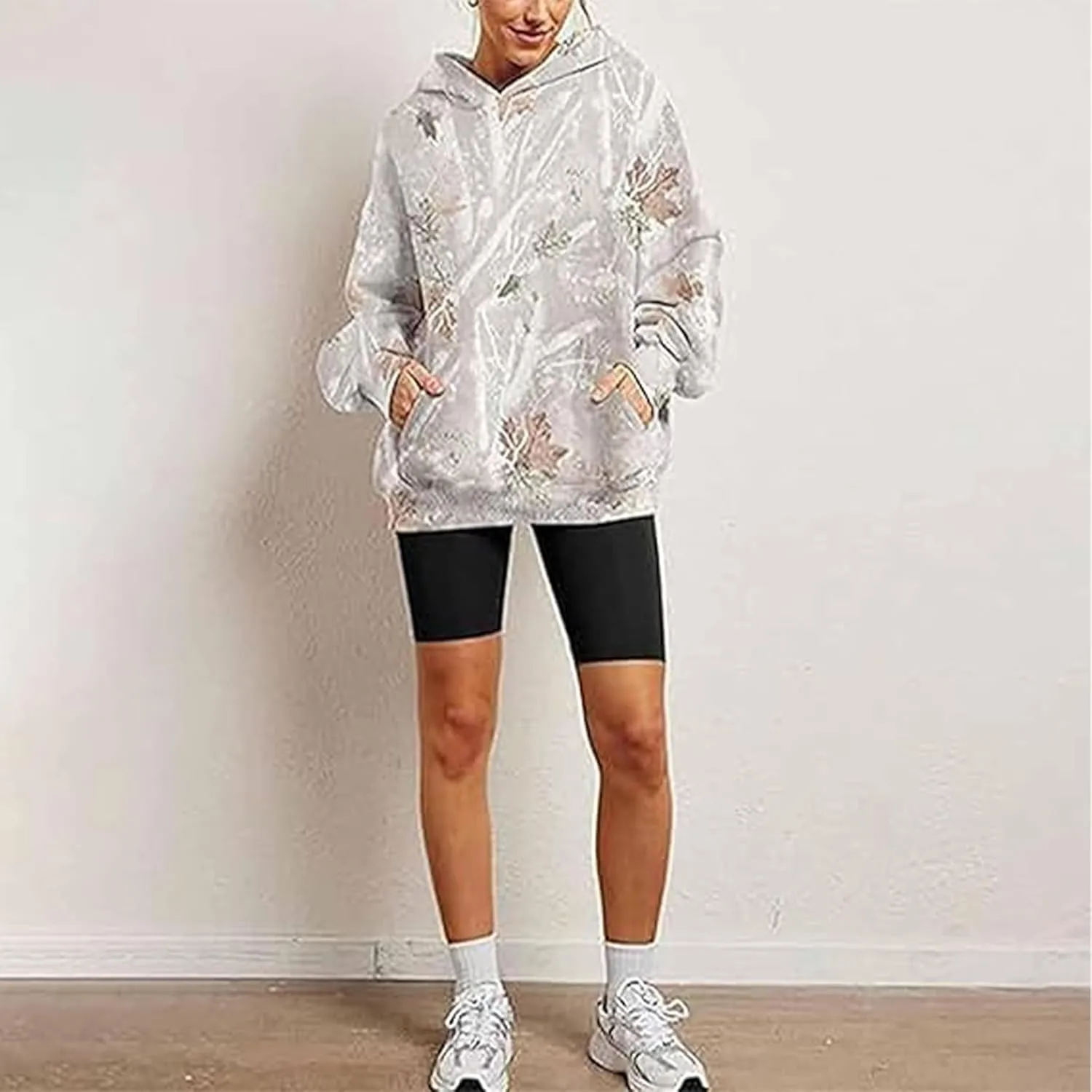 Women Camo Hoodie Oversized Pullover Sweatshirt Casual Loose Fit Workout Athletic Y2k Hoodies With Pockets