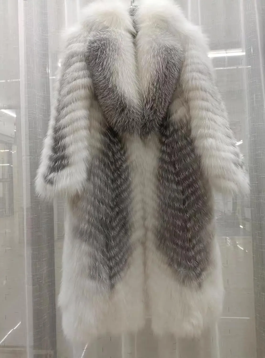 Women's Genuine Fox Fur Jacket Winter Coat Long Fuzzy Outerwear Turn-down Collar